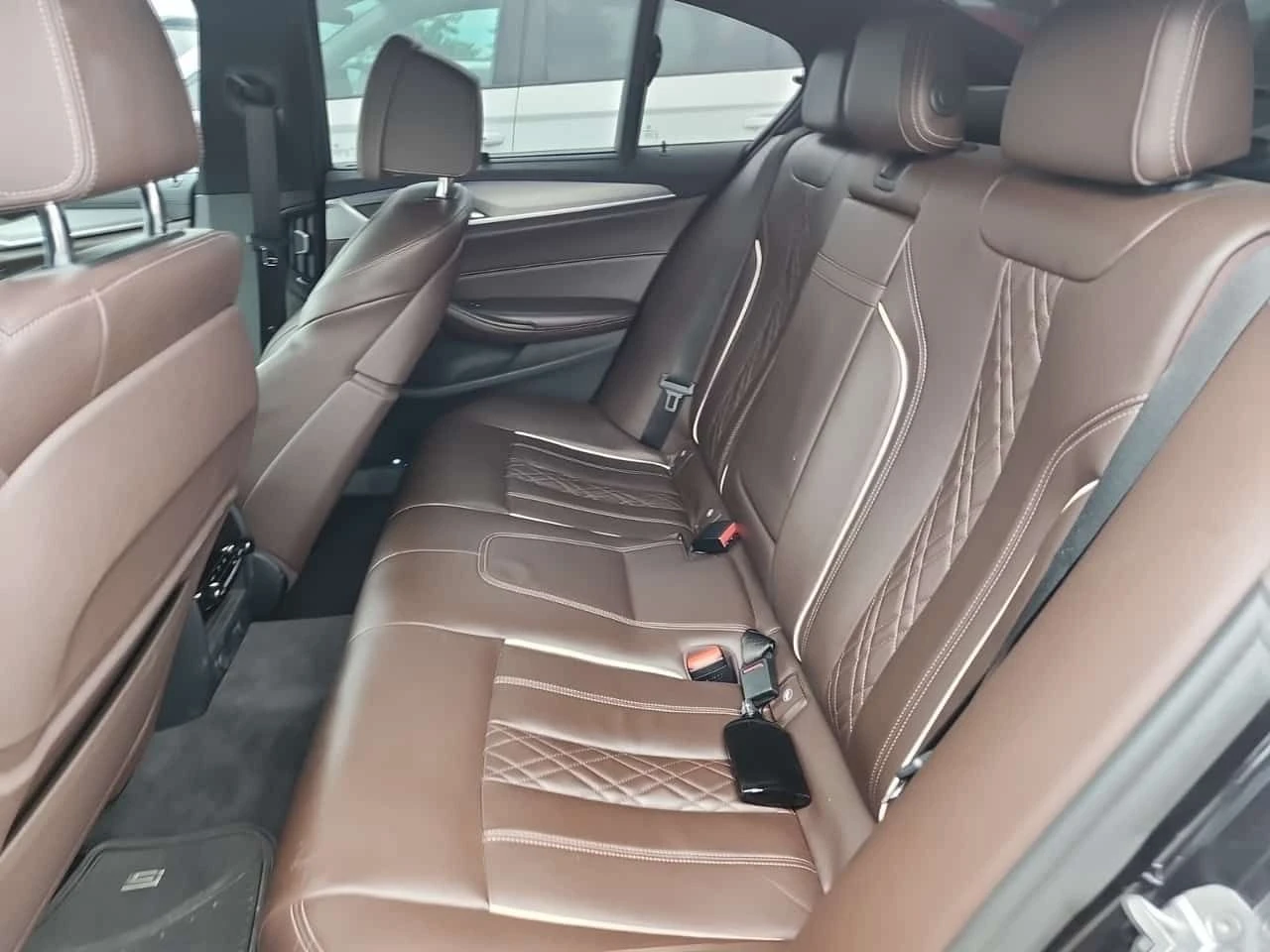 BMW 550 * M550i * CARFAX * Без инциденти * Генерация * , снимка 9 - Автомобили и джипове - 55454488