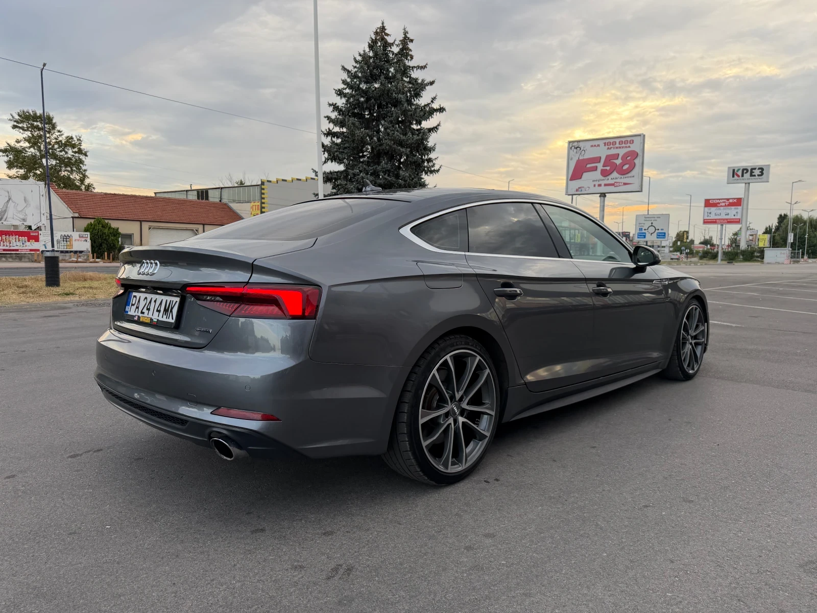 Audi A5 45 TFSI quattro S line, B&O, KEYLESS GO, реални км, снимка 4 - Автомобили и джипове - 55934200