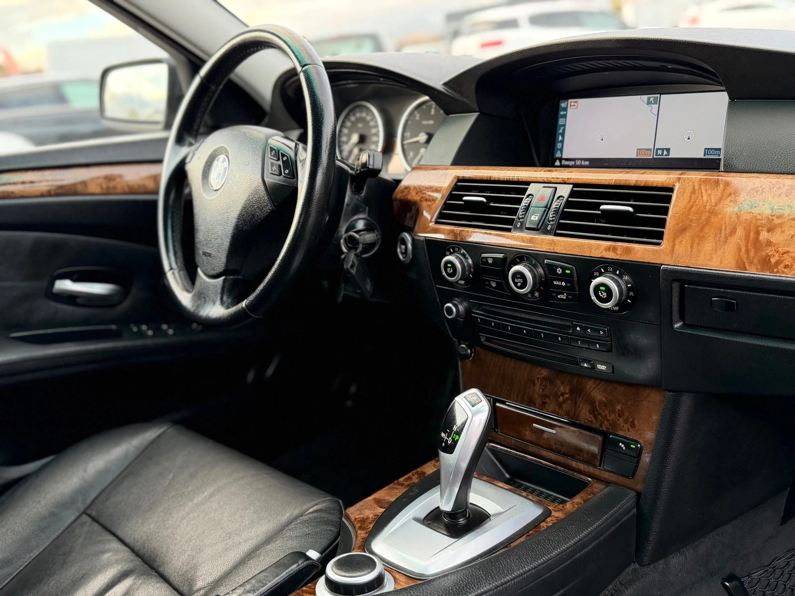 BMW 530 * X-DRIVE* FACELIFT* ������* NAVI* ���������*  | Mobile.bg � ����������� 11