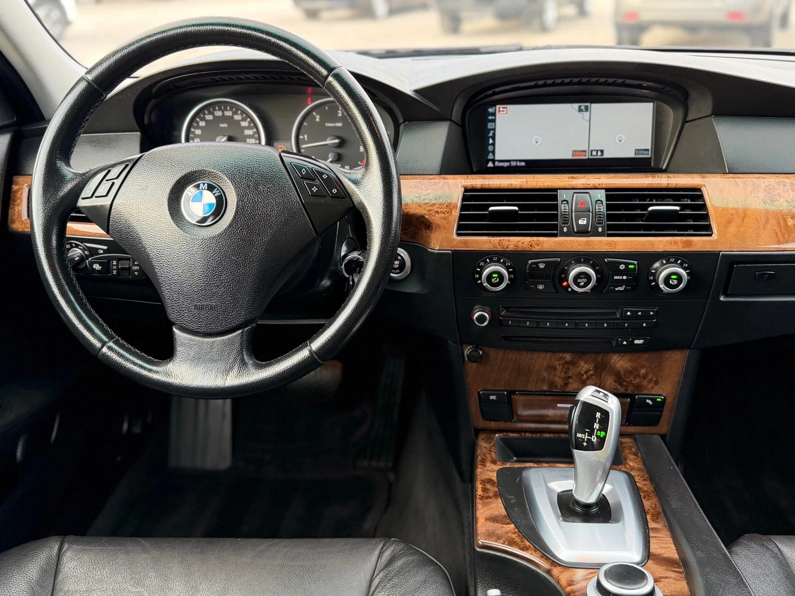 BMW 530 * X-DRIVE* FACELIFT* ������* NAVI* ���������*  | Mobile.bg � ����������� 12