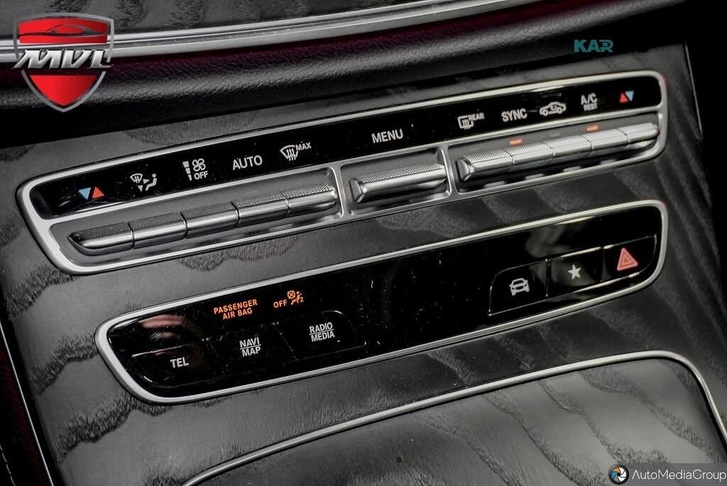Mercedes-Benz E 450 ACC * 360 * Laser * АвтоКредит * (ЦЕНА ДО БГ), снимка 17 - Автомобили и джипове - 56106633