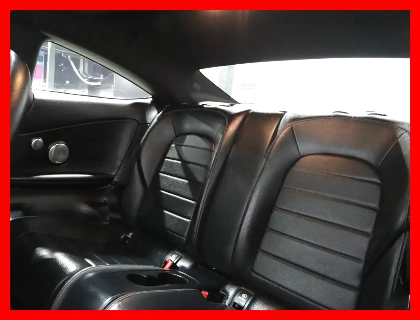 Mercedes-Benz C 300 4MATIC | COUPE | CARPLAY | BACKUP CAM | LEATHER, снимка 12 - Автомобили и джипове - 56129824