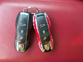 Porsche Macan  TURBO / CARFAX / RED INT / PANO / 2 КЛЮЧА , снимка 8