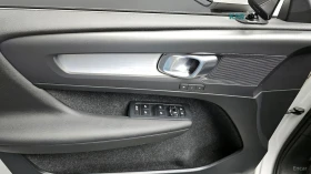 Volvo XC40, снимка 16