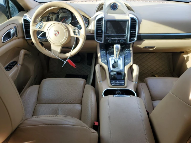 Porsche Cayenne, снимка 8 - Автомобили и джипове - 47800690