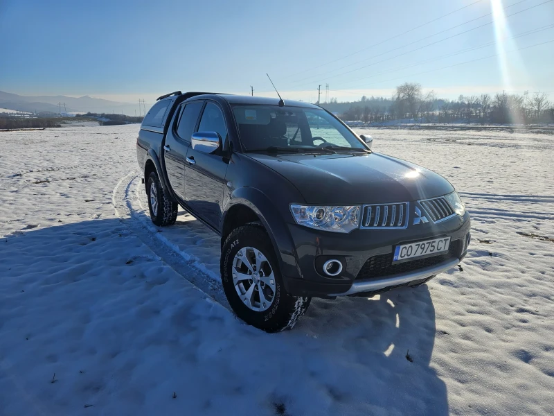 Mitsubishi L200 2.5, снимка 4 - Автомобили и джипове - 48803432