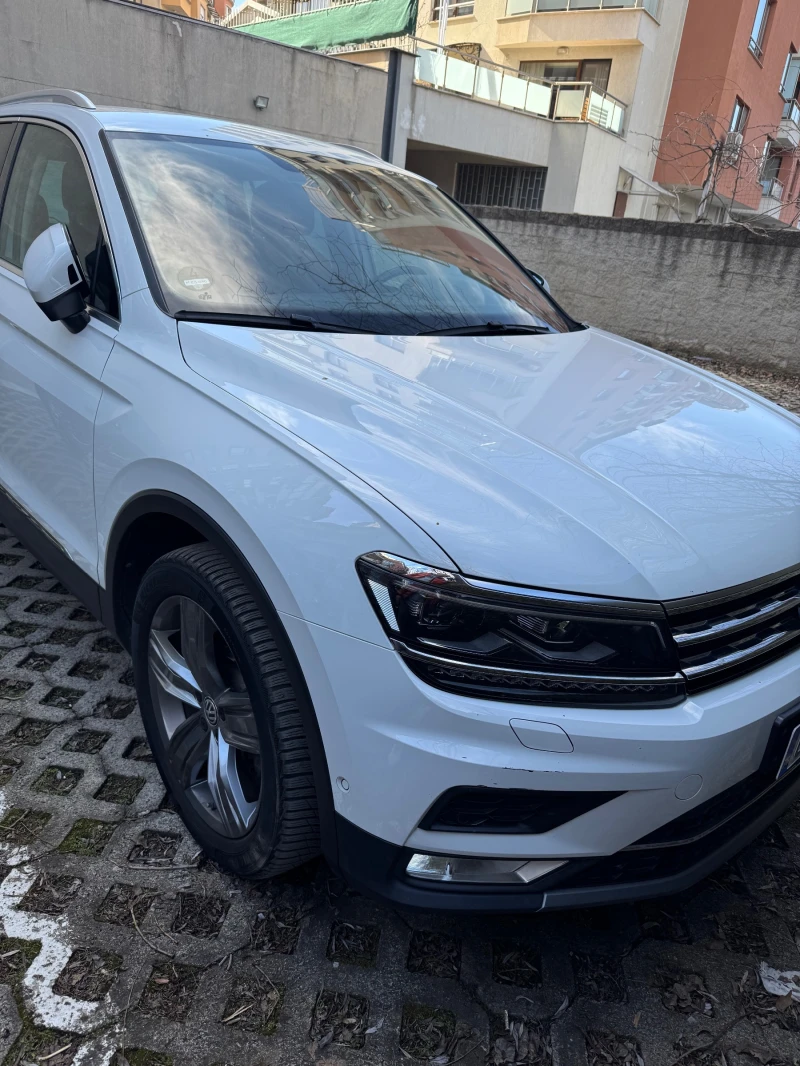 VW Tiguan, снимка 4 - Автомобили и джипове - 49419976