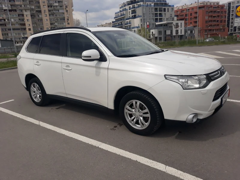 Mitsubishi Outlander 2.2 4WD, снимка 11 - Автомобили и джипове - 49847723
