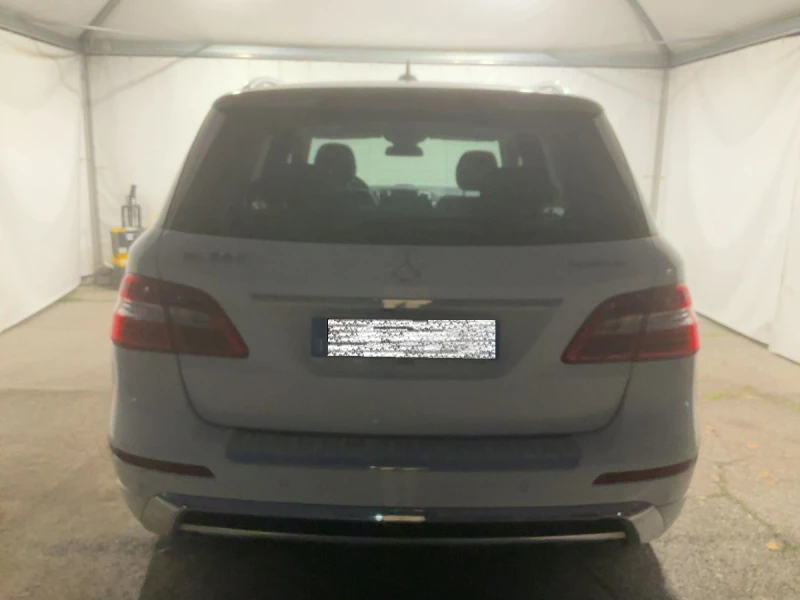 Mercedes-Benz ML 350 ОЧАКВАН ВНОС!!! AMG/ОБДУХВАНЕ/ПОДГРЕВ/КАМЕРА, снимка 3 - Автомобили и джипове - 52942973