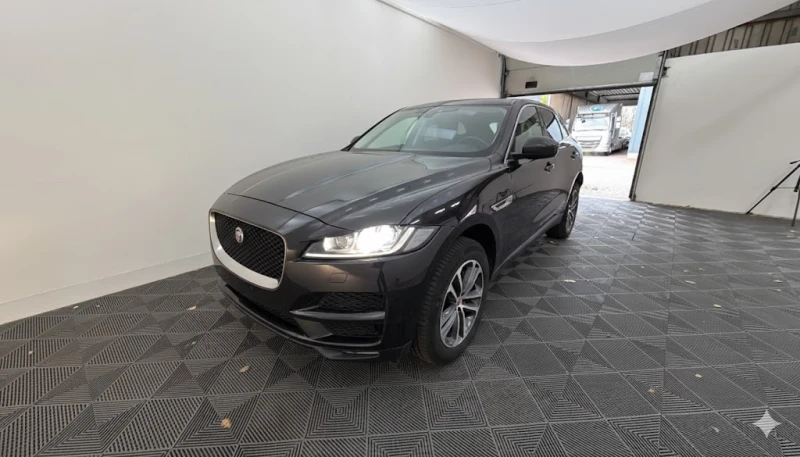 Jaguar F-PACE  2.0d Portfolio , снимка 2 - Автомобили и джипове - 53199090