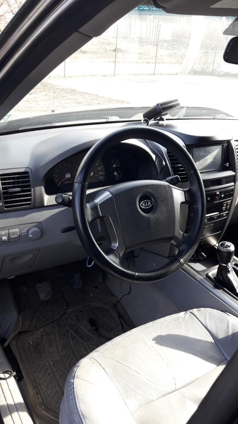 Kia Sorento 2.5 CRDI , снимка 4 - Автомобили и джипове - 27849308