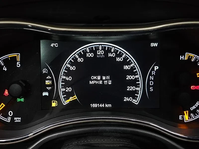 Jeep Cherokee 3.0 Diesel Limited - изображение 8