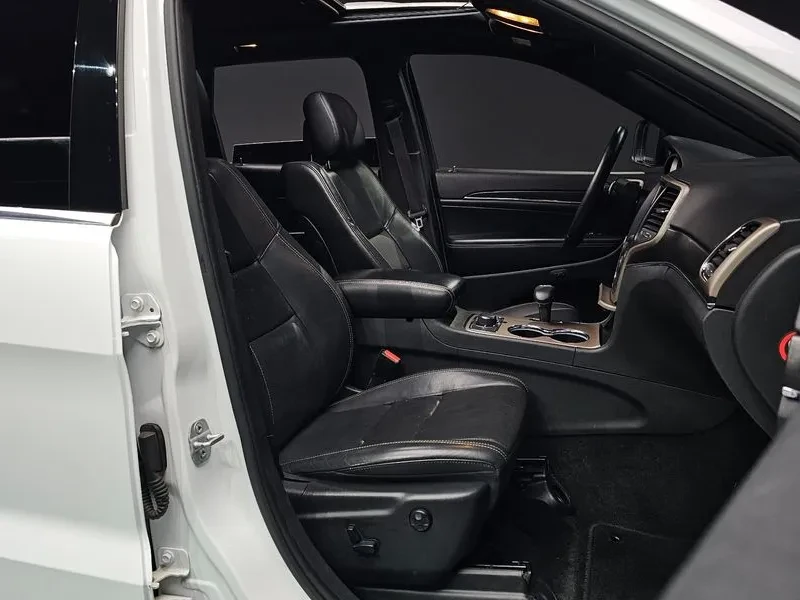 Jeep Cherokee 3.0 Diesel Limited - изображение 10