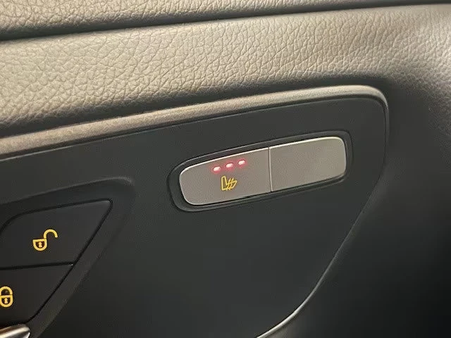 Mercedes-Benz EQV 300LONG/204HP/DESIGN/CAM/LED/NAVI/168q, снимка 11 - Автомобили и джипове - 54217293