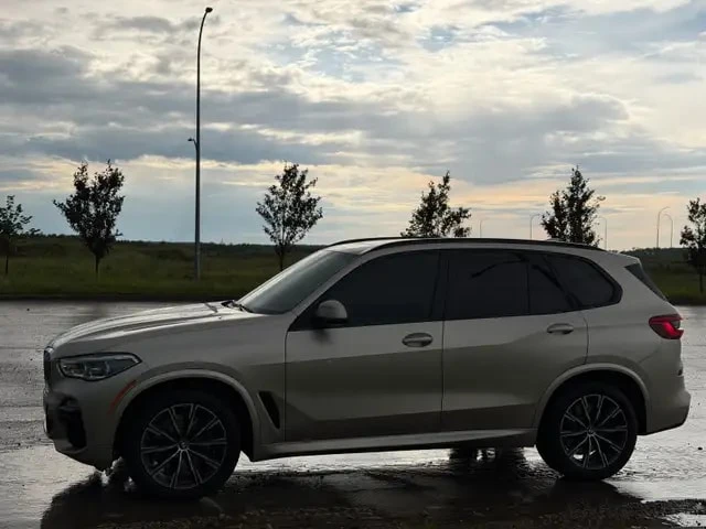 BMW X5 xDrive40i * CARFAX * ФИКСИРАНА ЦЕНА ДО СОФИЯ, снимка 3 - Автомобили и джипове - 55827376