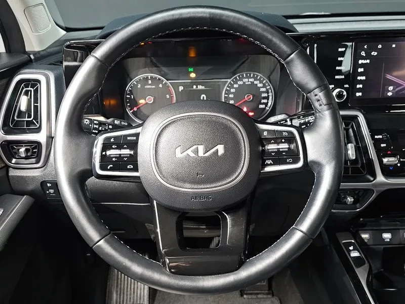 Kia Sorento 2.2 2Wd Trendy, снимка 16 - Автомобили и джипове - 55889291