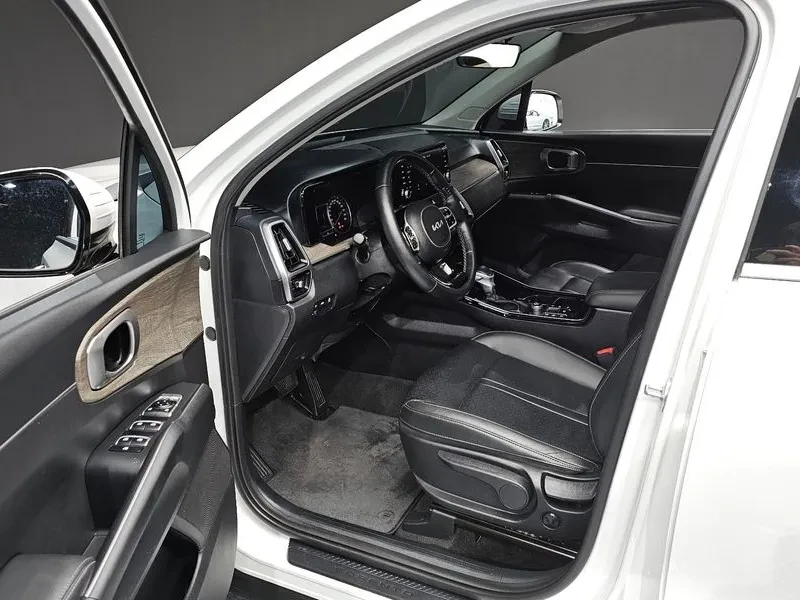 Kia Sorento 2.2 2Wd Trendy, снимка 10 - Автомобили и джипове - 55889291