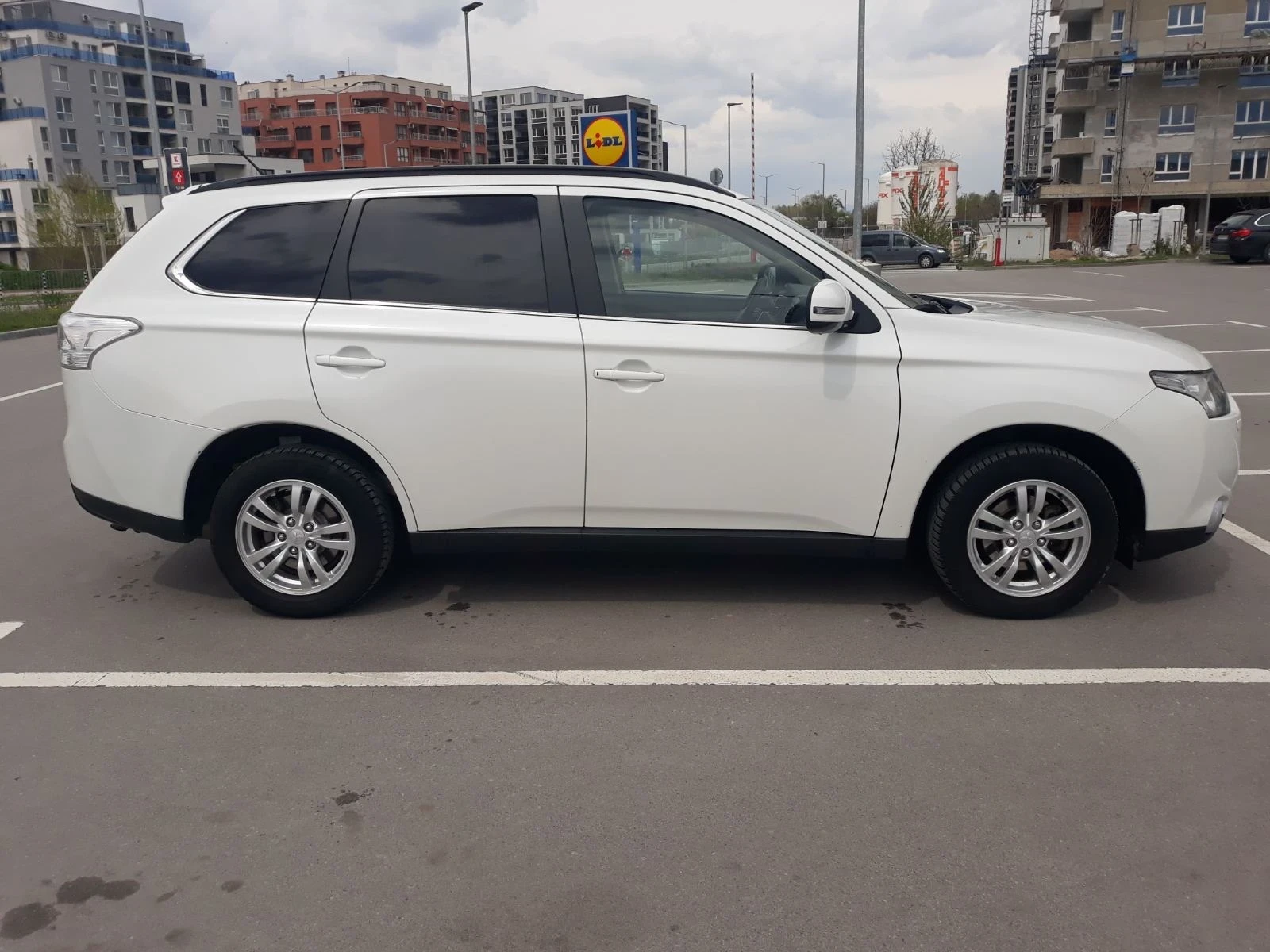 Mitsubishi Outlander 2.2 4WD - изображение 9