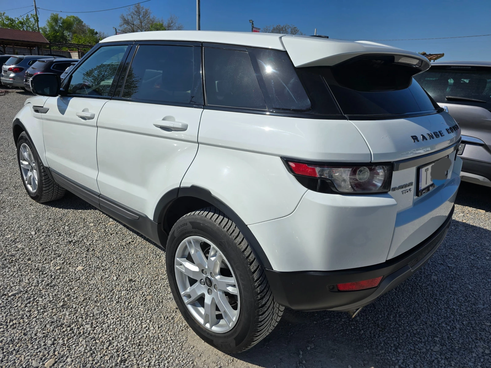 Land Rover Range Rover Evoque 2.2TD4-ЕВРО 5В-4Х4-АВТОМАТИК - изображение 4