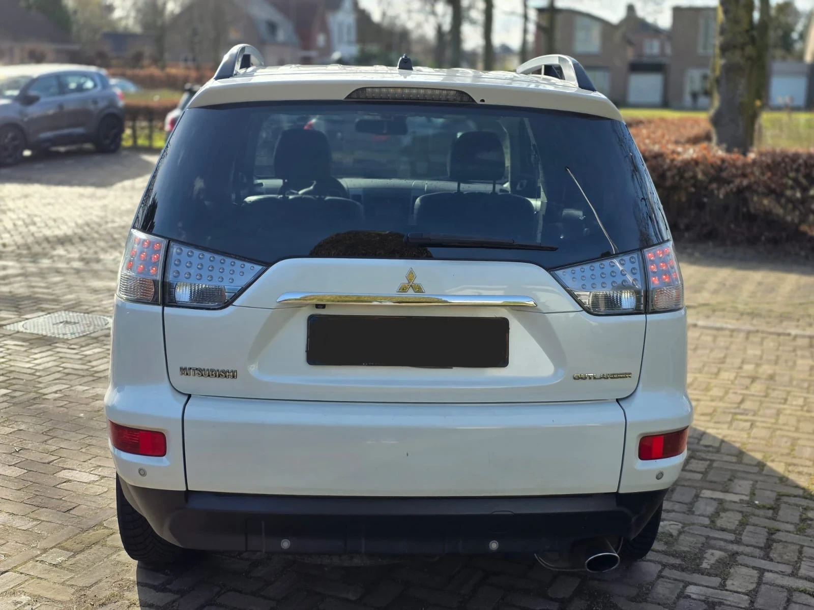 Mitsubishi Outlander  - изображение 9