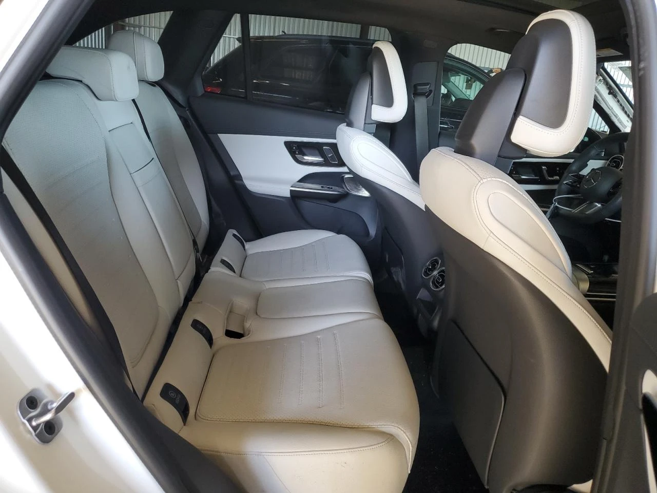 Mercedes-Benz GLC 300 4MATIC - изображение 9