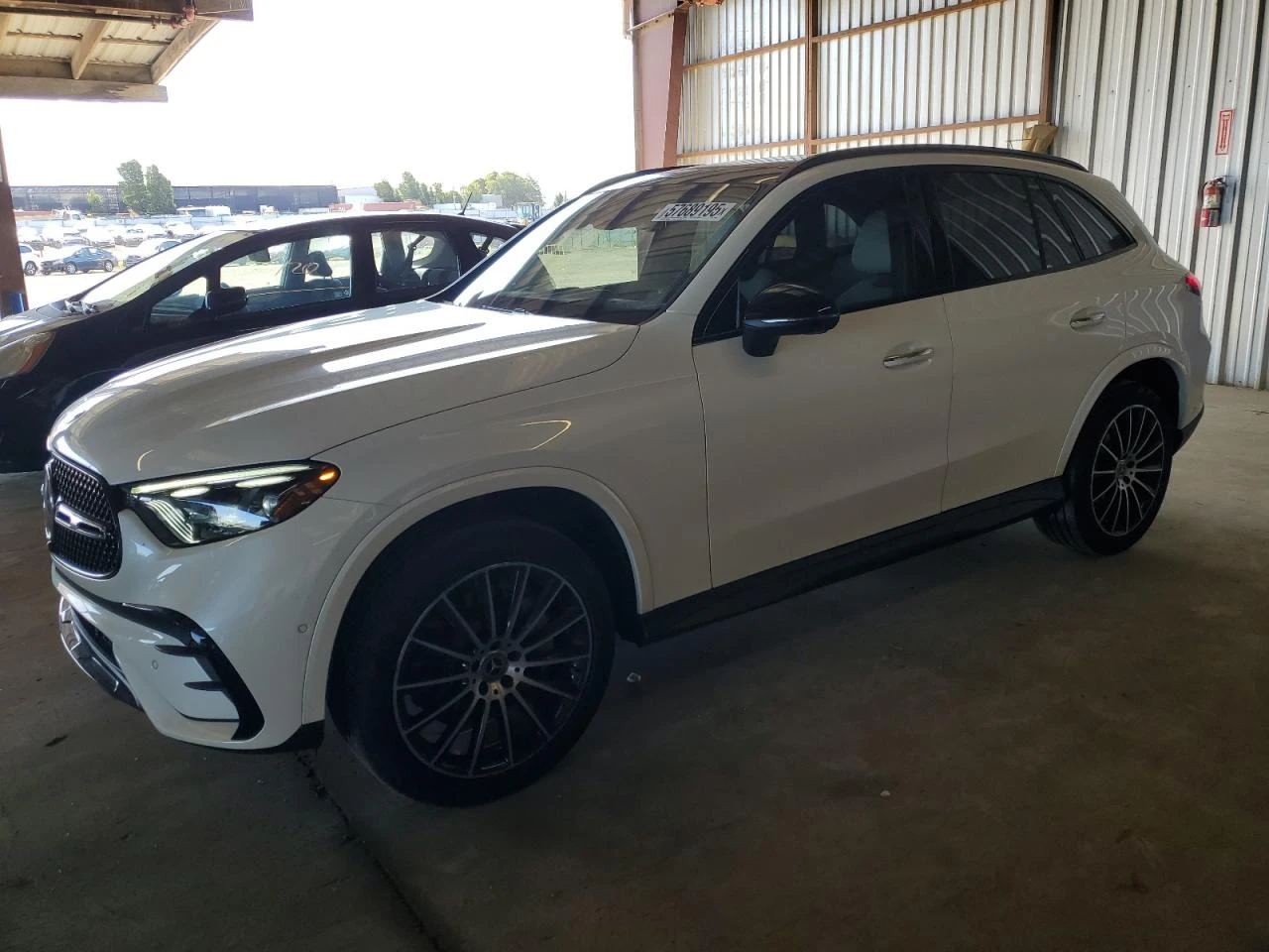 Mercedes-Benz GLC 300 4MATIC - изображение 4