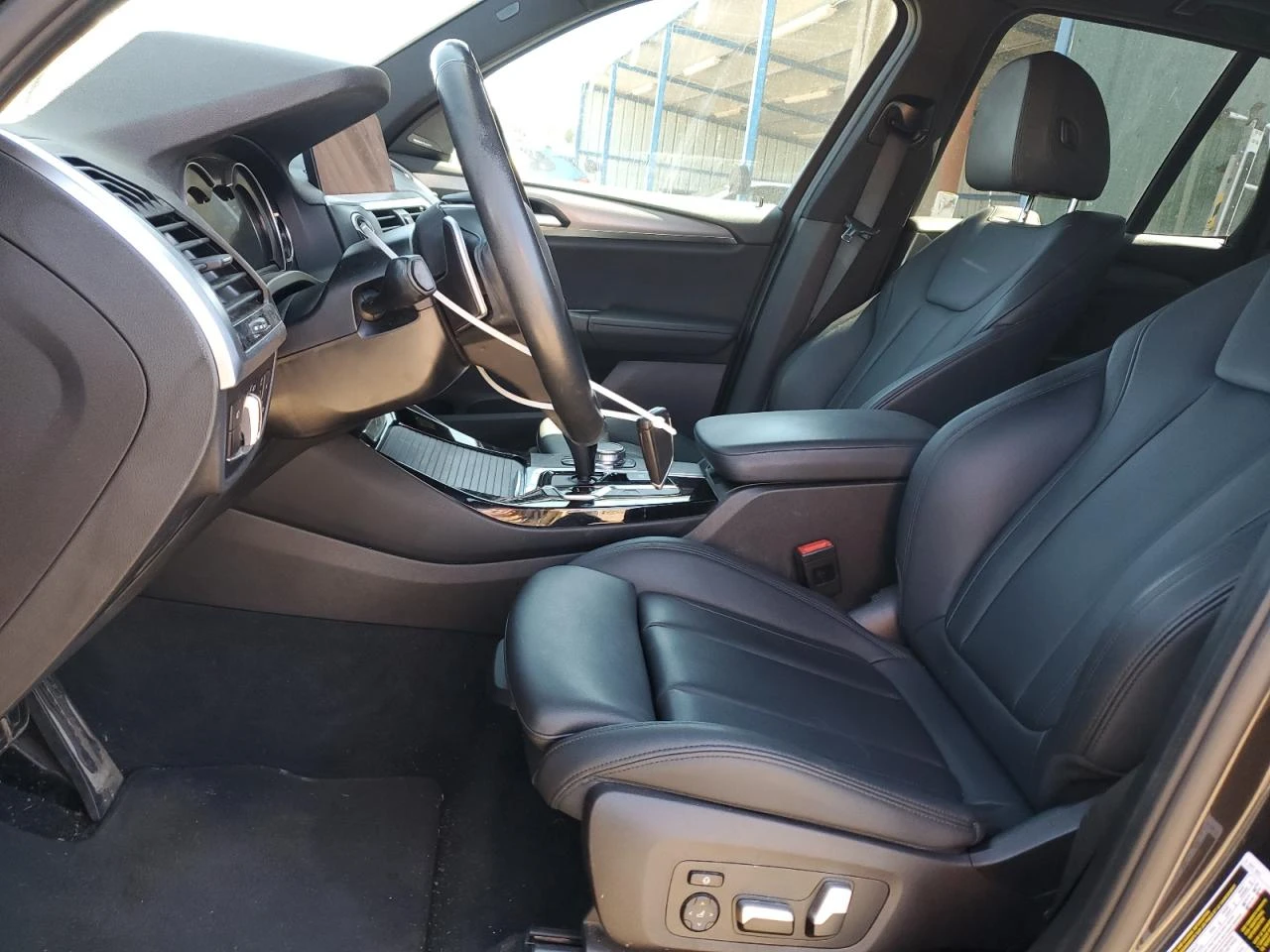 BMW X3 XDRIVE30I/ M PACKAGE/АВТОФИНАНСИРАНЕ/ГОЛЯМА НАВИ - изображение 7