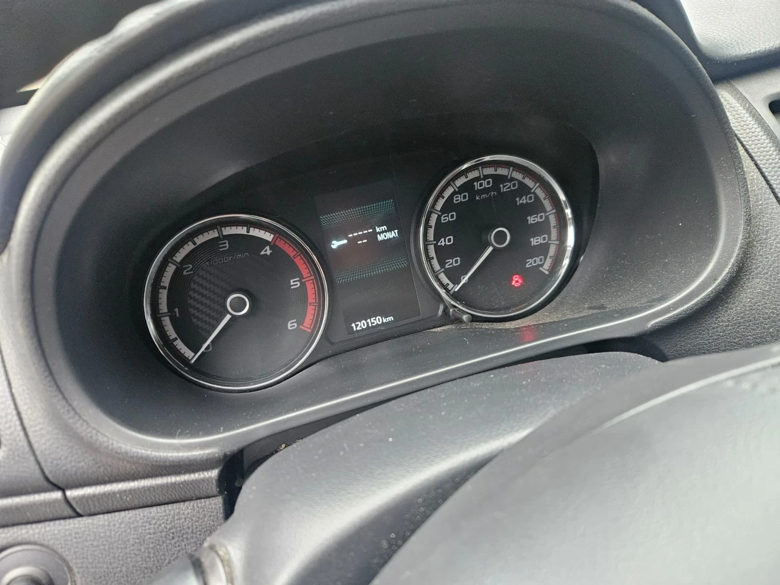 Mitsubishi L200  - изображение 8