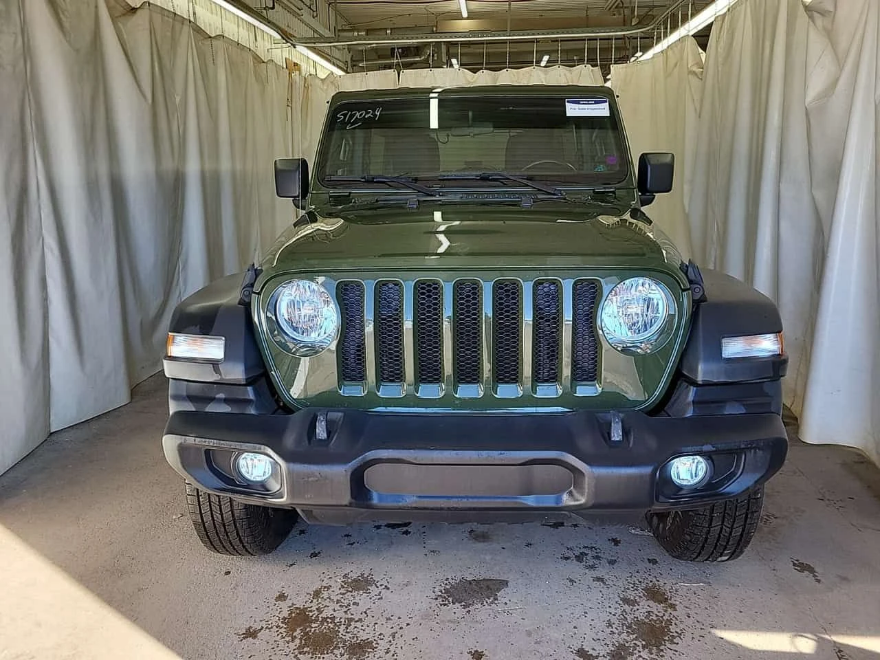 Jeep Wrangler UNLIMITED SPORT | 4x4 | 2 КЛЮЧА | ПОДГРЕВИ | CARFA, снимка 17 - Автомобили и джипове - 53721574