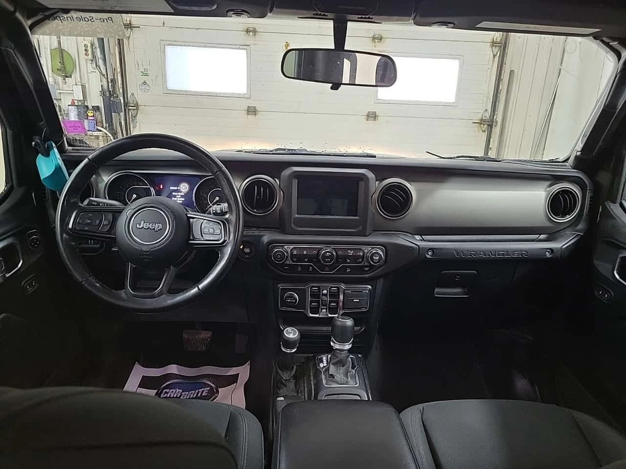 Jeep Wrangler UNLIMITED SPORT | 4x4 | 2 КЛЮЧА | ПОДГРЕВИ | CARFA - изображение 10