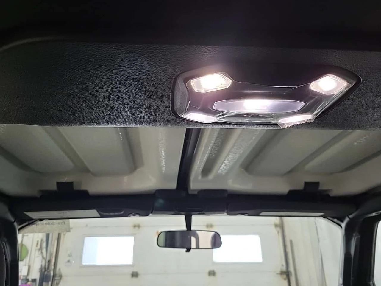 Jeep Wrangler UNLIMITED SPORT | 4x4 | 2 КЛЮЧА | ПОДГРЕВИ | CARFA, снимка 12 - Автомобили и джипове - 53721574