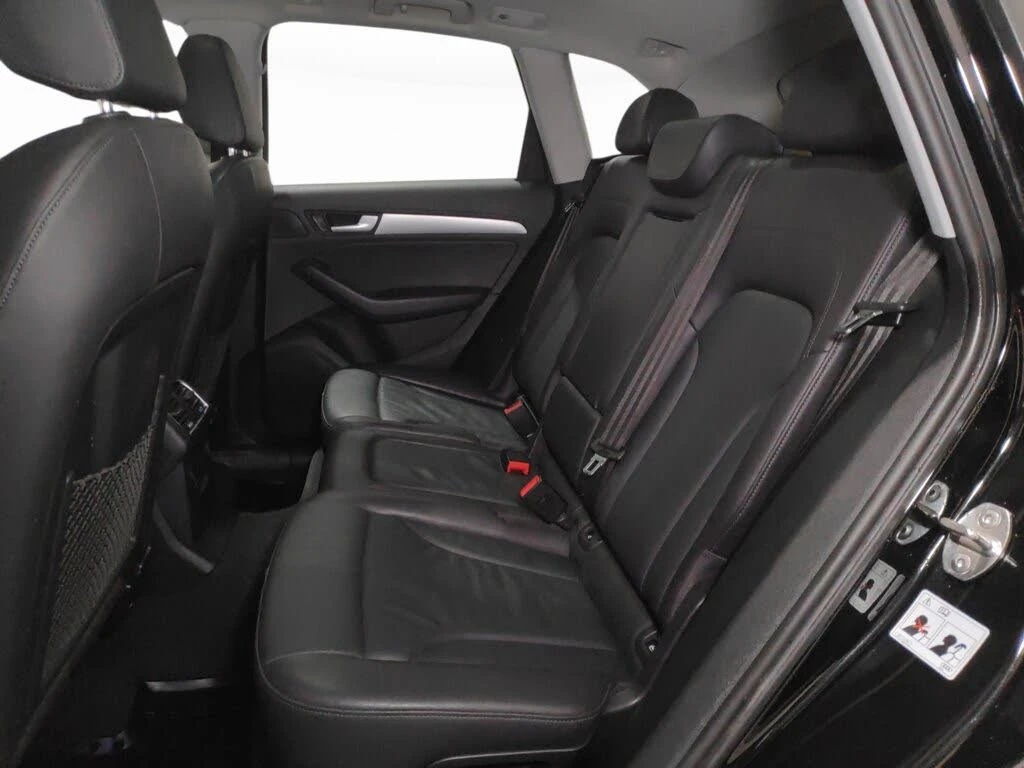 Audi Q5 2.0T* Quattro* АвтоКредит* (ЦЕНА ДО БГ), снимка 15 - Автомобили и джипове - 54033260