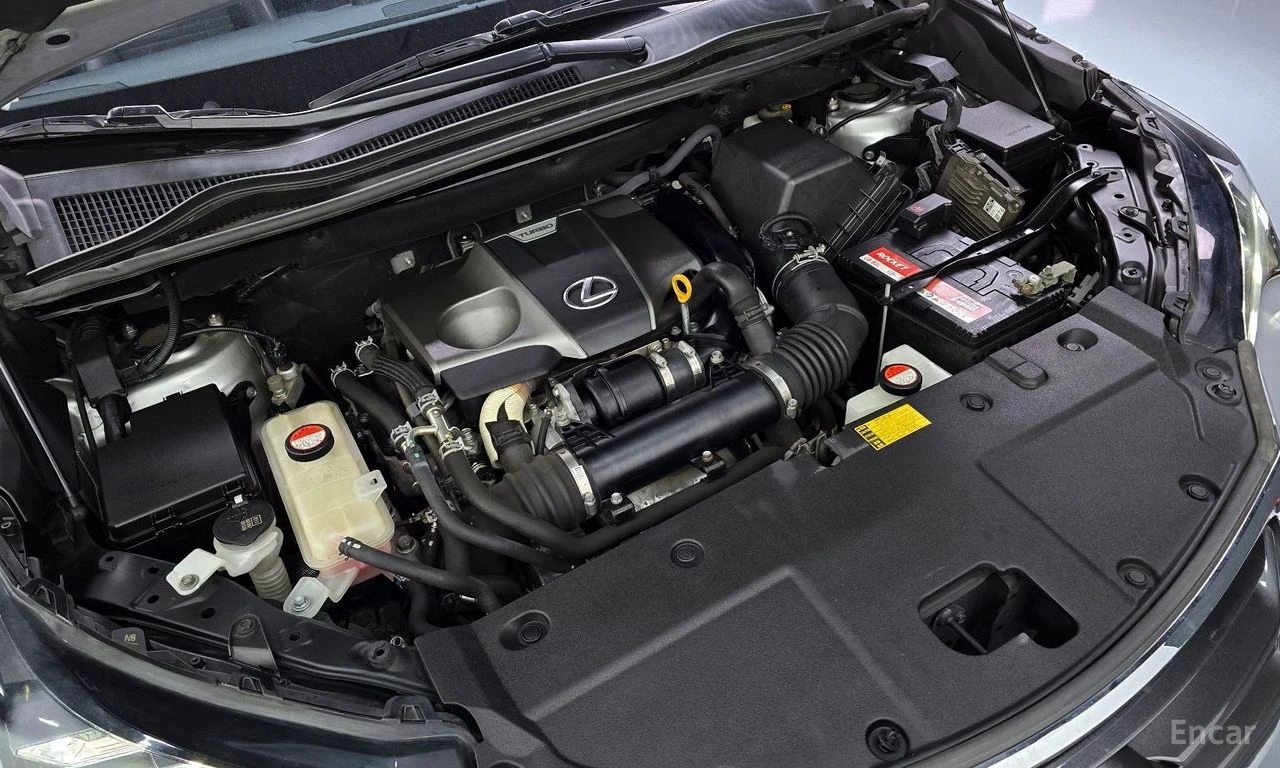 Lexus NX 200t * КОЖА* ПОДГРЕВ* ПАНОРАМА* LED* NAVI* , снимка 5 - Автомобили и джипове - 54446228