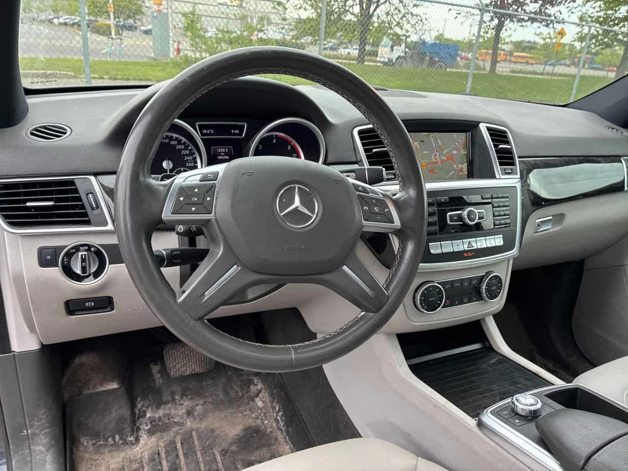 Mercedes-Benz ML 350 BlueTEC/КЛИП/ОТ ПРЕДСТАВИТЕЛСТВО, снимка 14 - Автомобили и джипове - 54723725