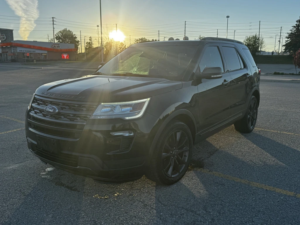 Ford Explorer XLT* 4x4* 7 МЕСТЕН* ДВОЙНА ПАНОРАМА* КЕЙЛЕС* , снимка 2 - Автомобили и джипове - 55241287