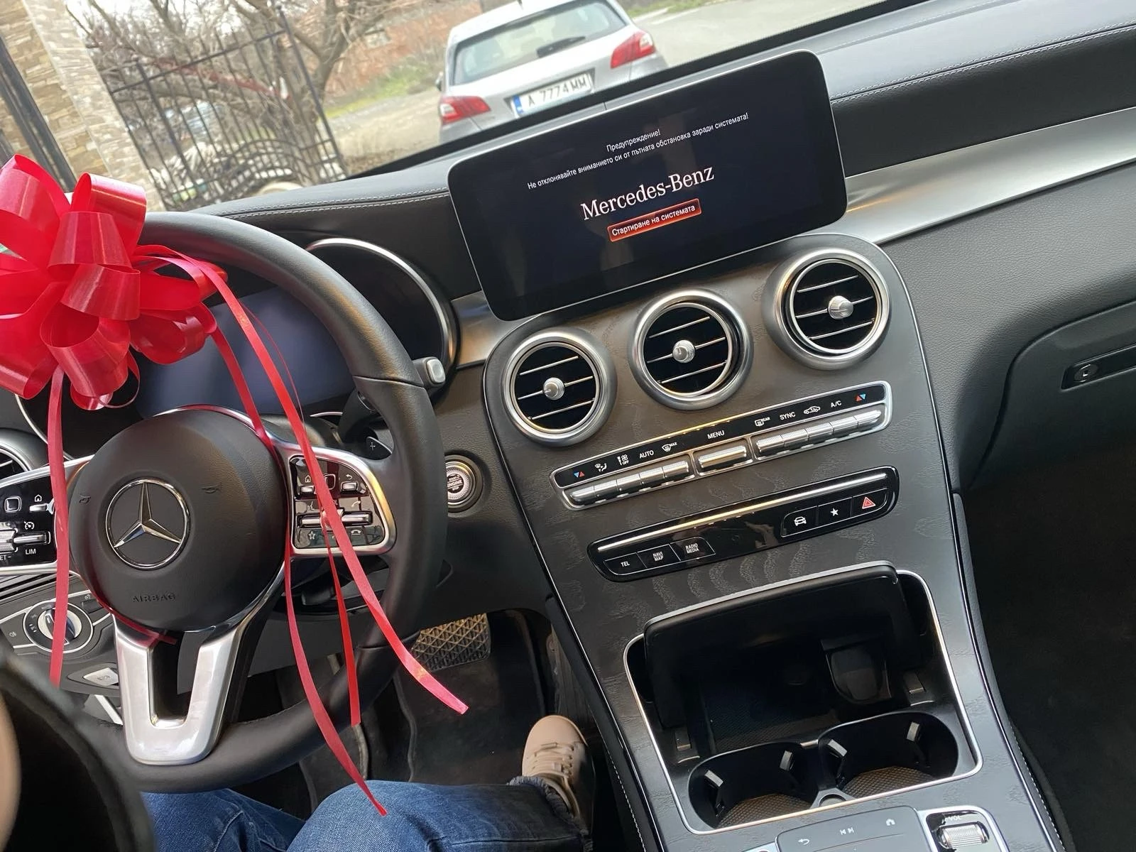 Mercedes-Benz GLC 300 Coupe 4M AMG line - от Първи собственик, снимка 9 - Автомобили и джипове - 55823816