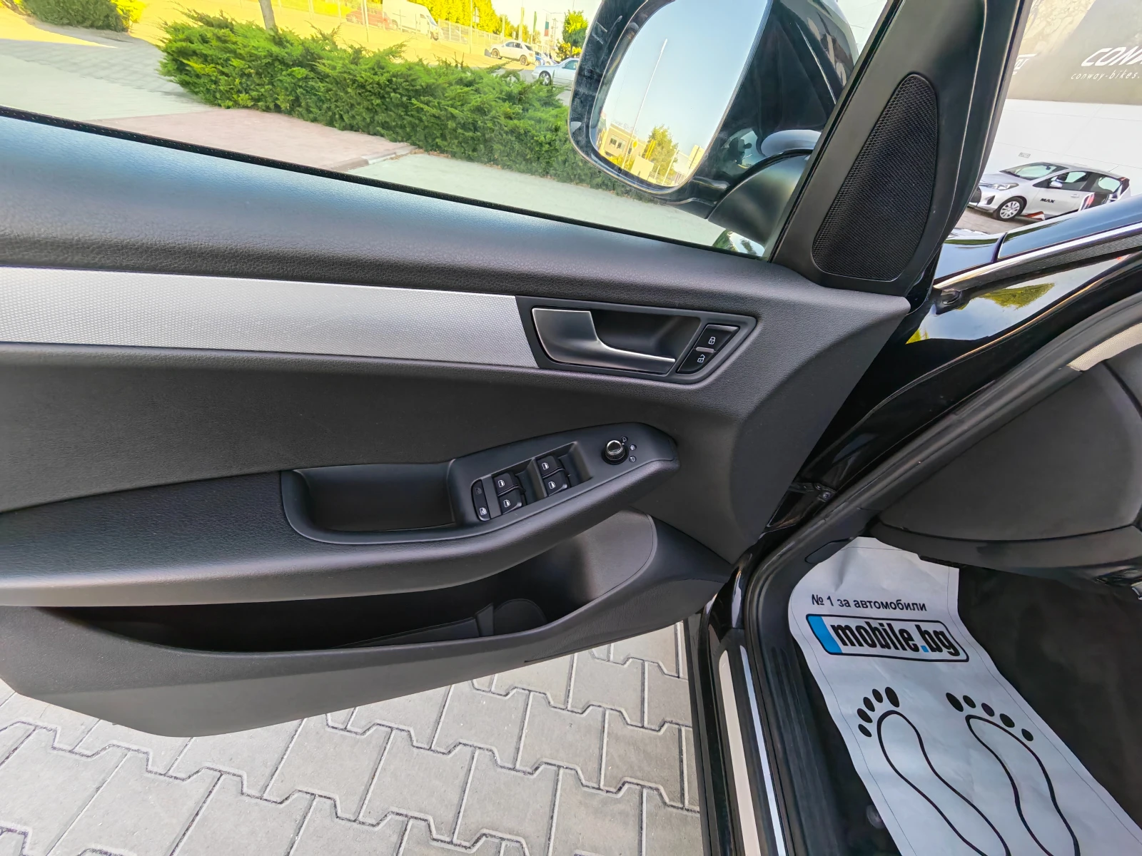 Audi Q5 2.0 DIZEL 170 KN Quattro, снимка 9 - Автомобили и джипове - 56134672
