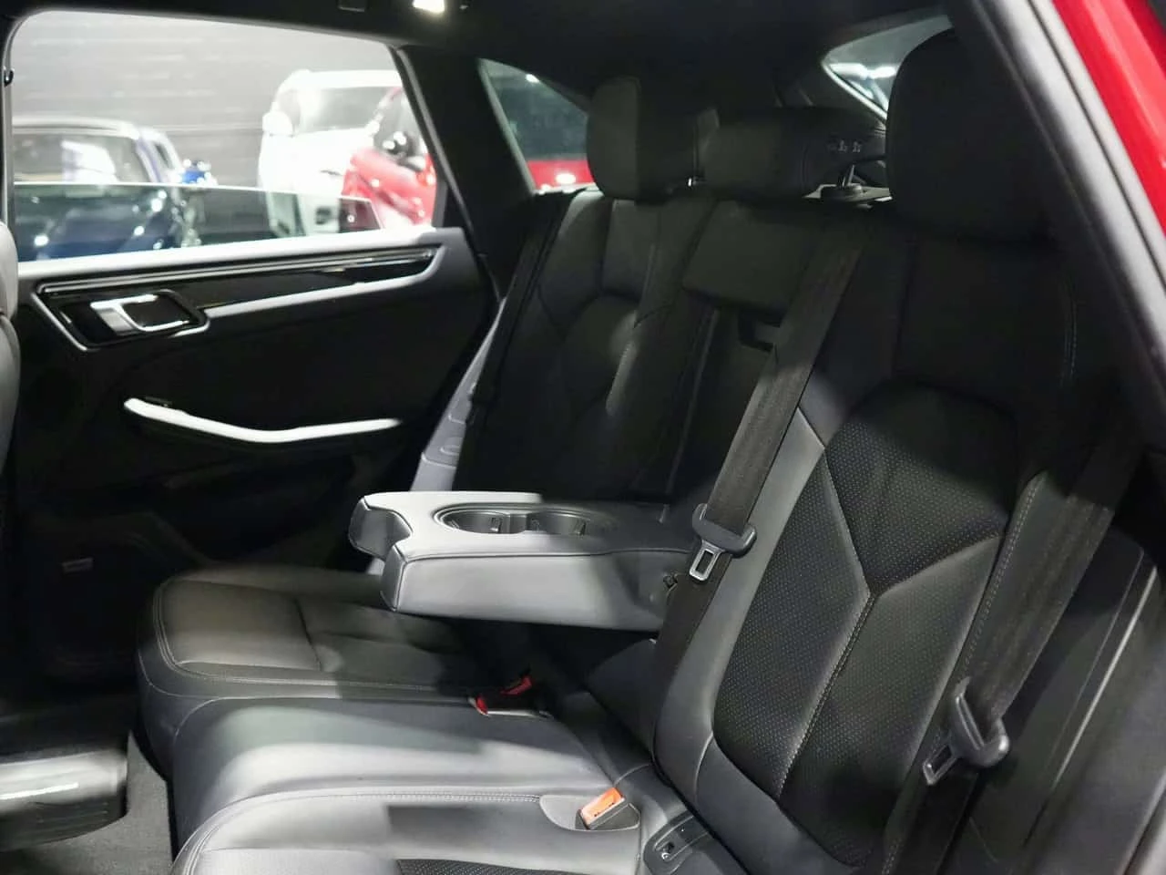 Porsche Macan * 3.0 S| BOSE| PANO| DRIVER ASSIST| * CARFAX * , снимка 12 - Автомобили и джипове - 56235706