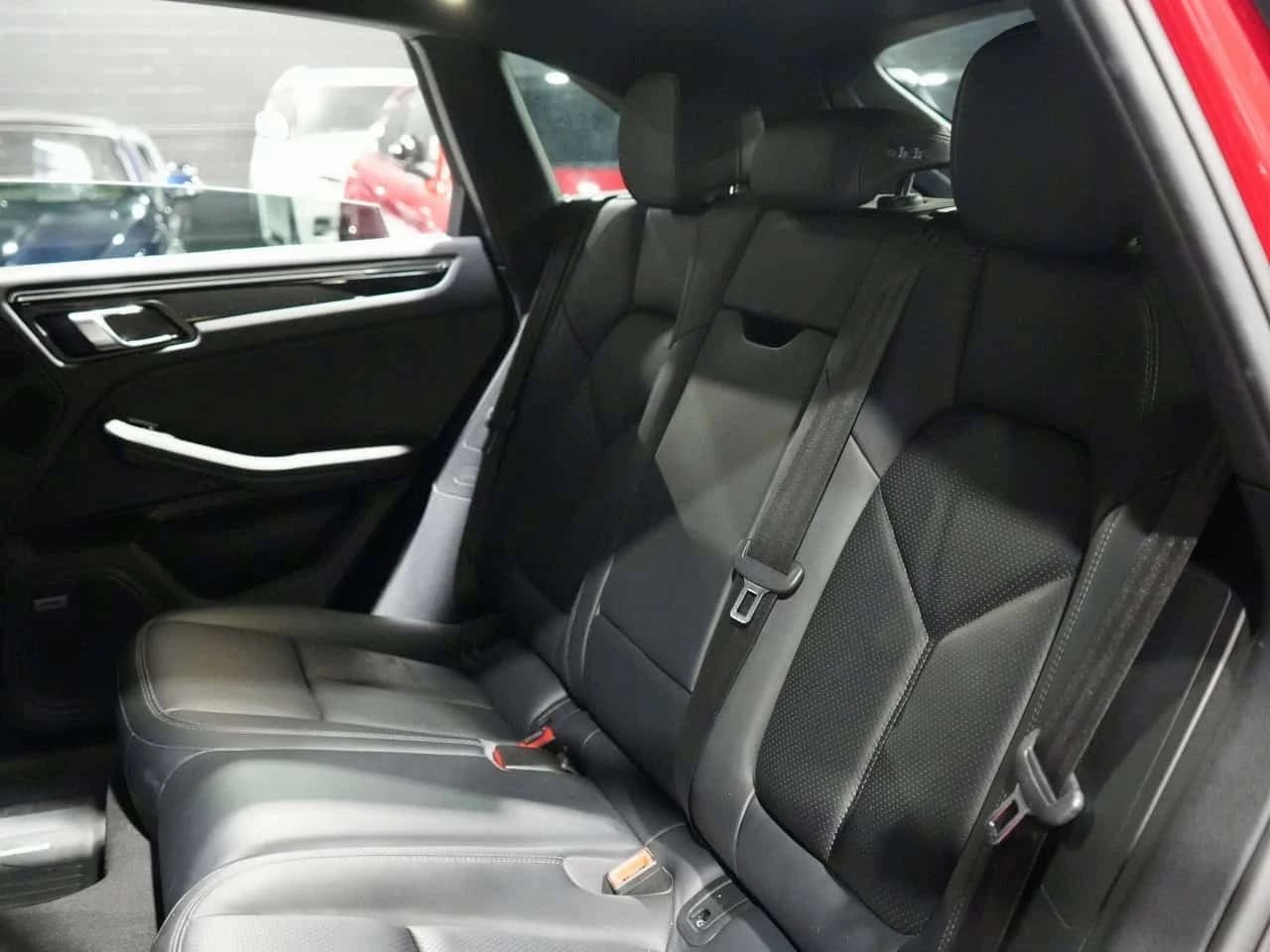 Porsche Macan * 3.0 S| BOSE| PANO| DRIVER ASSIST| * CARFAX * , снимка 11 - Автомобили и джипове - 56235706