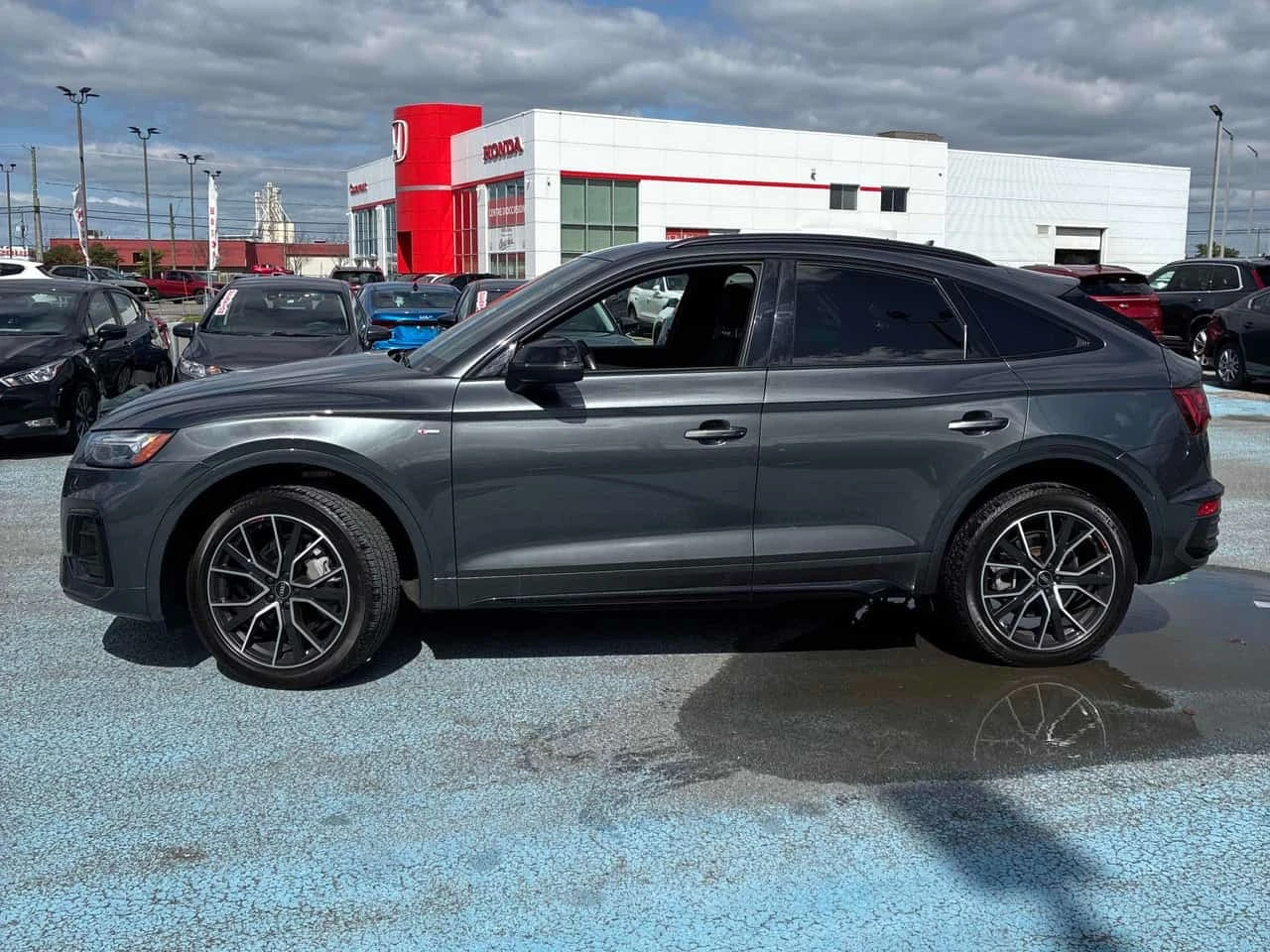 Audi Q5  Technik 45 TFSI quattro / АВТОКРЕДИТ , снимка 3 - Автомобили и джипове - 56256541