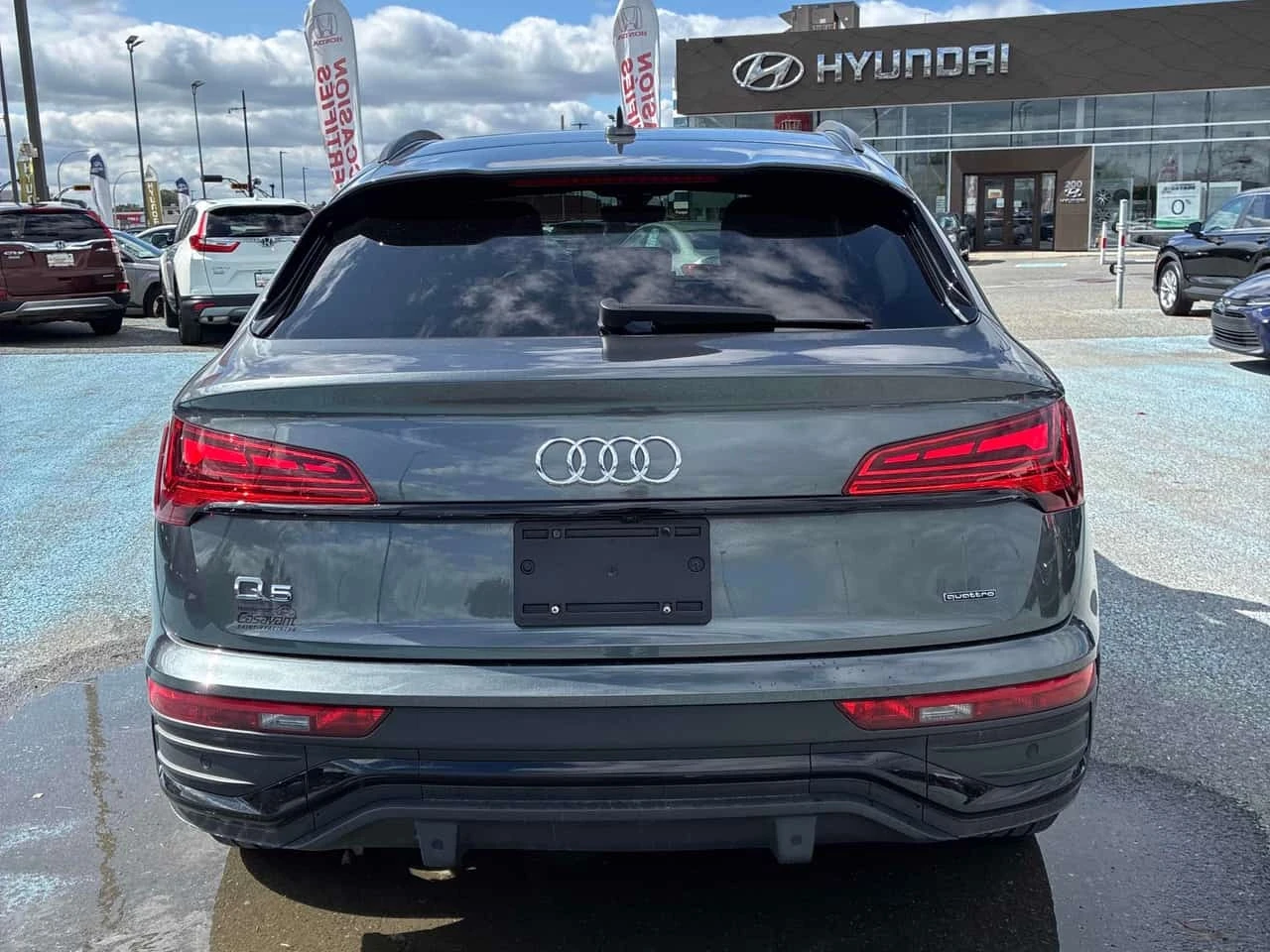 Audi Q5  Technik 45 TFSI quattro / АВТОКРЕДИТ , снимка 5 - Автомобили и джипове - 56256541