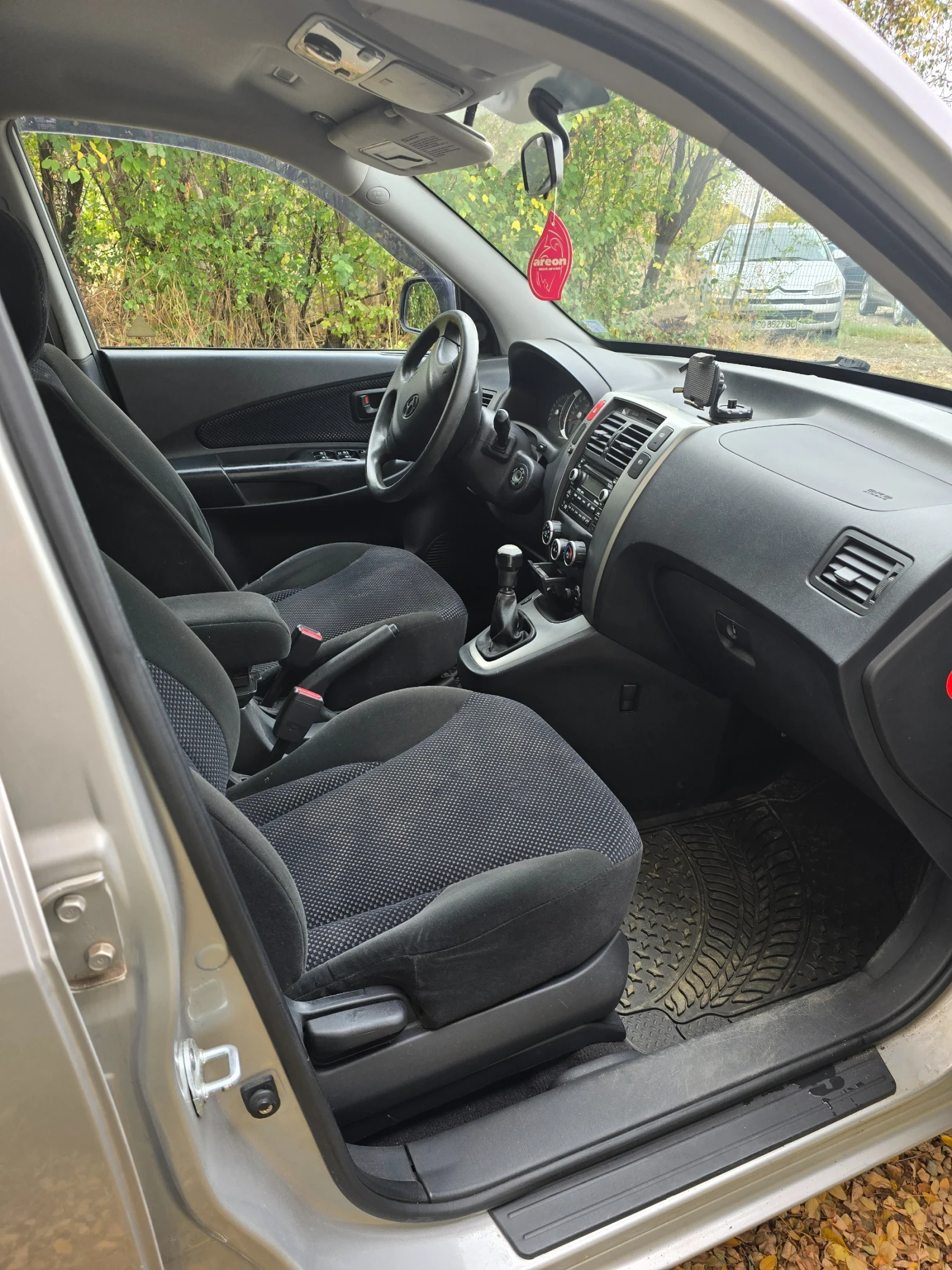 Hyundai Tucson, снимка 6 - Автомобили и джипове - 56541781