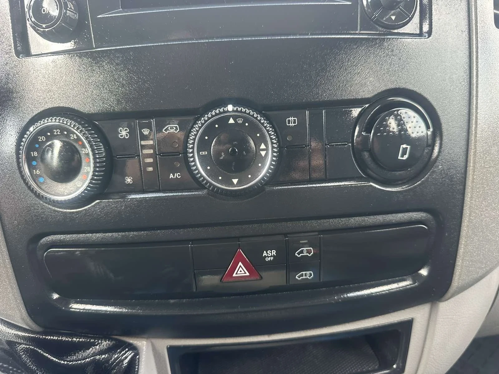 Mercedes-Benz Sprinter 313, снимка 12 - Бусове и автобуси - 53977303