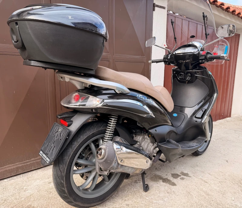 Piaggio Beverly 300ie Tourer, снимка 3 - Мотоциклети и мототехника - 52660906