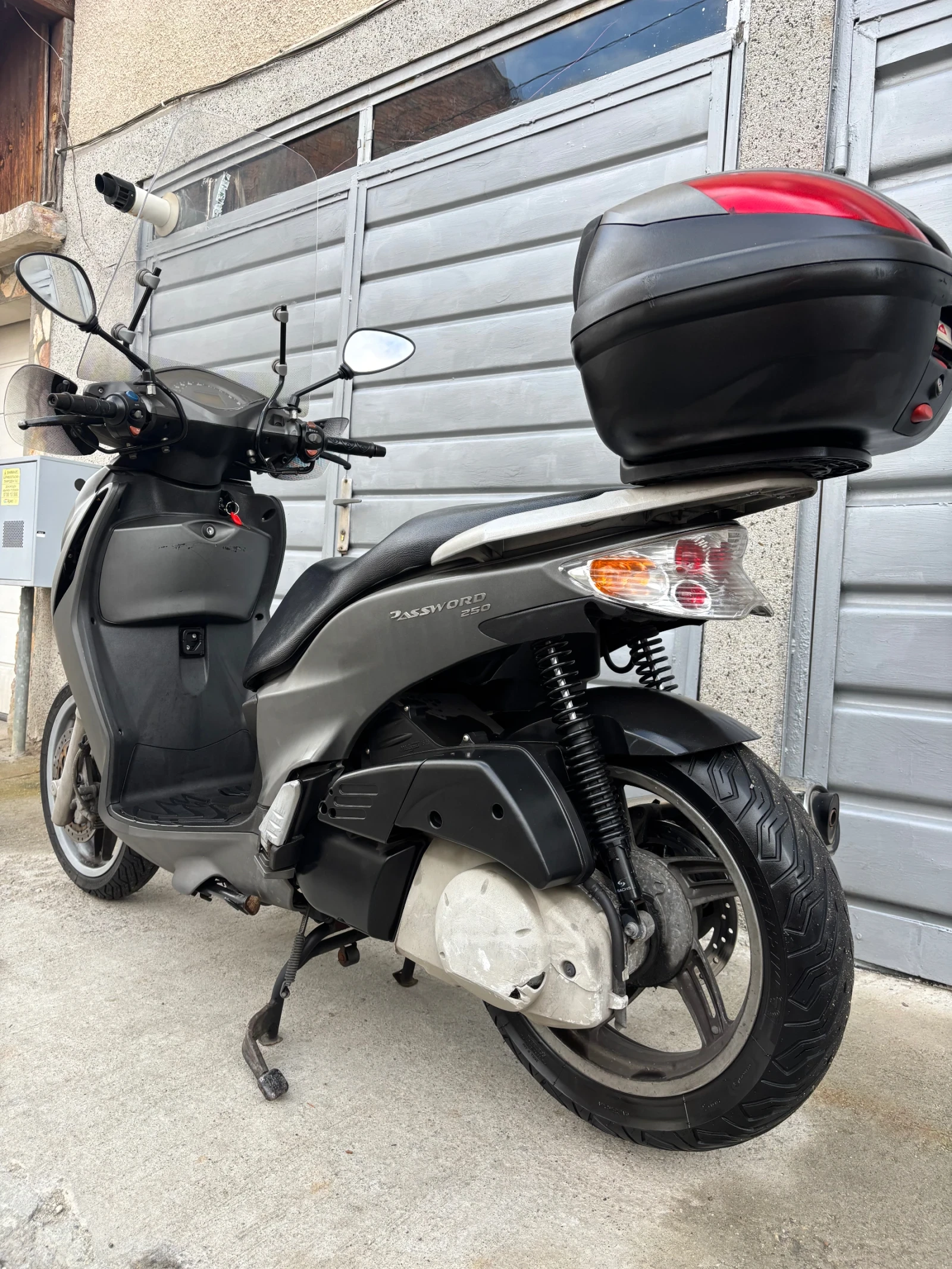Malaguti Password 250cc - изображение 7