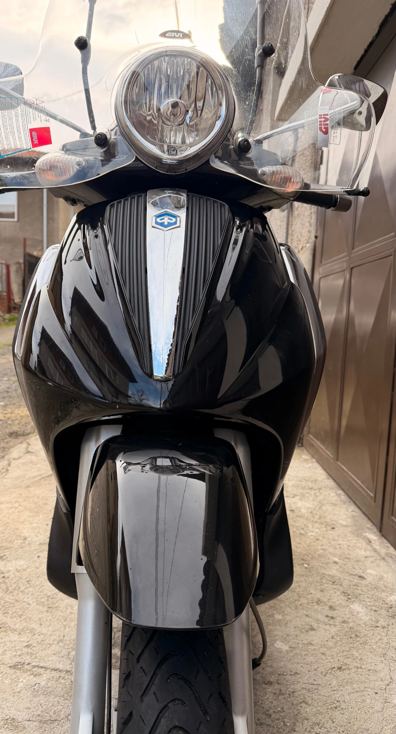 Piaggio Beverly 300ie Tourer - изображение 4