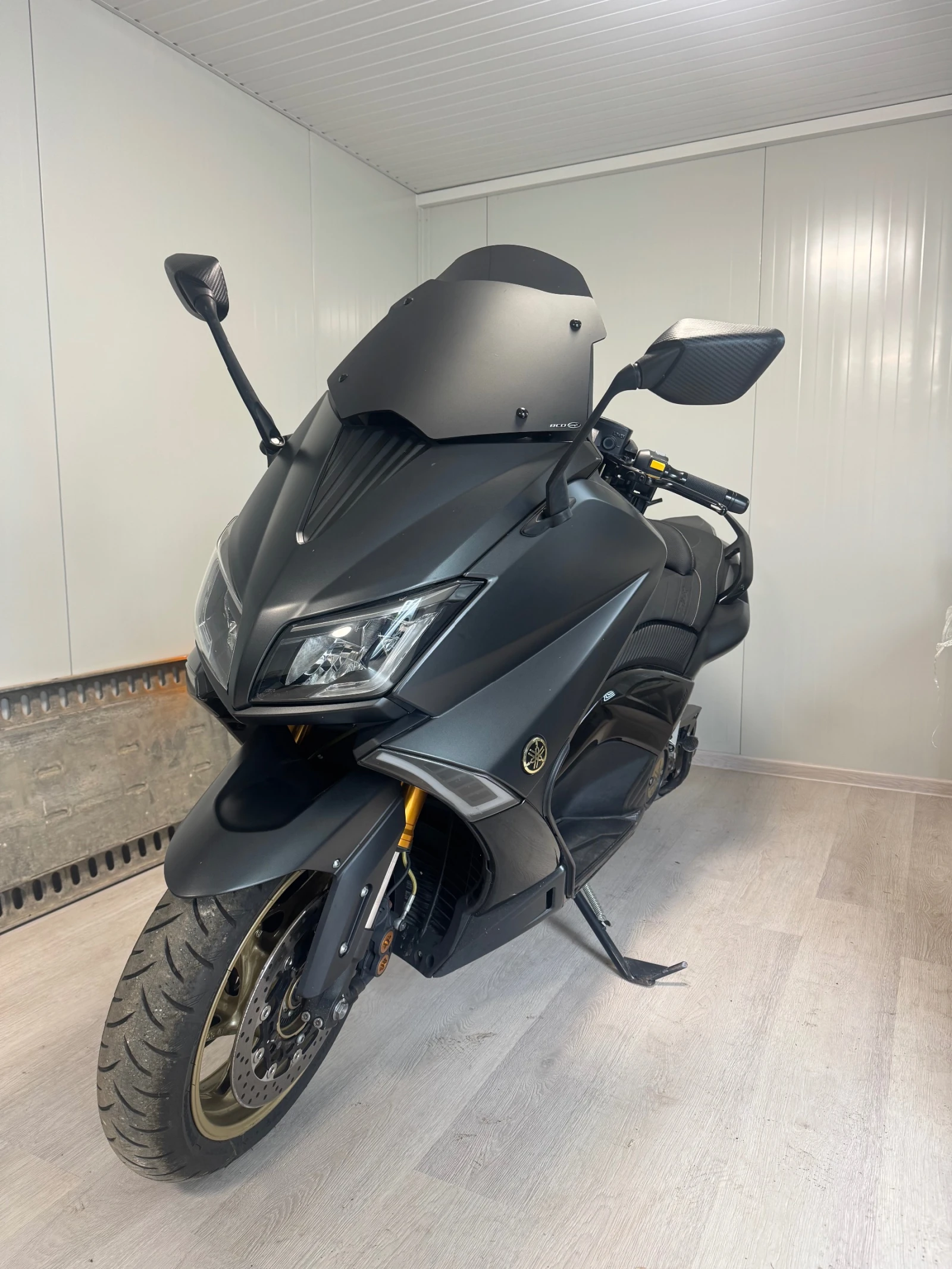 Yamaha T-max