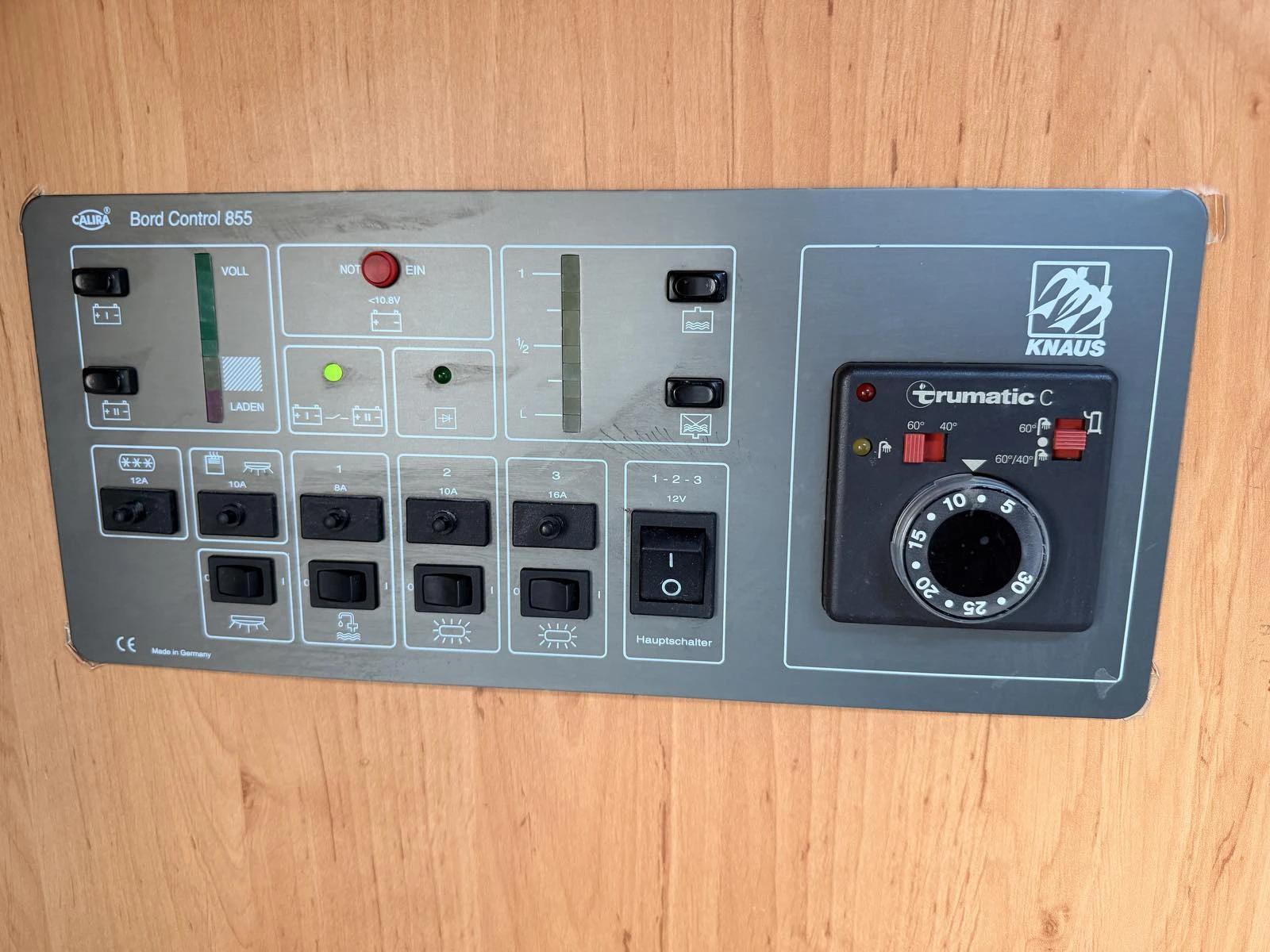 Кемпер Knaus 2.8, снимка 15 - Каравани и кемпери - 54334001