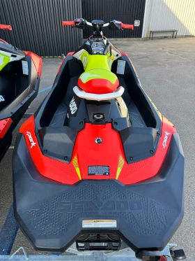 ����� �� �������� �� ���� Bombardier Sea Doo Spark trixx