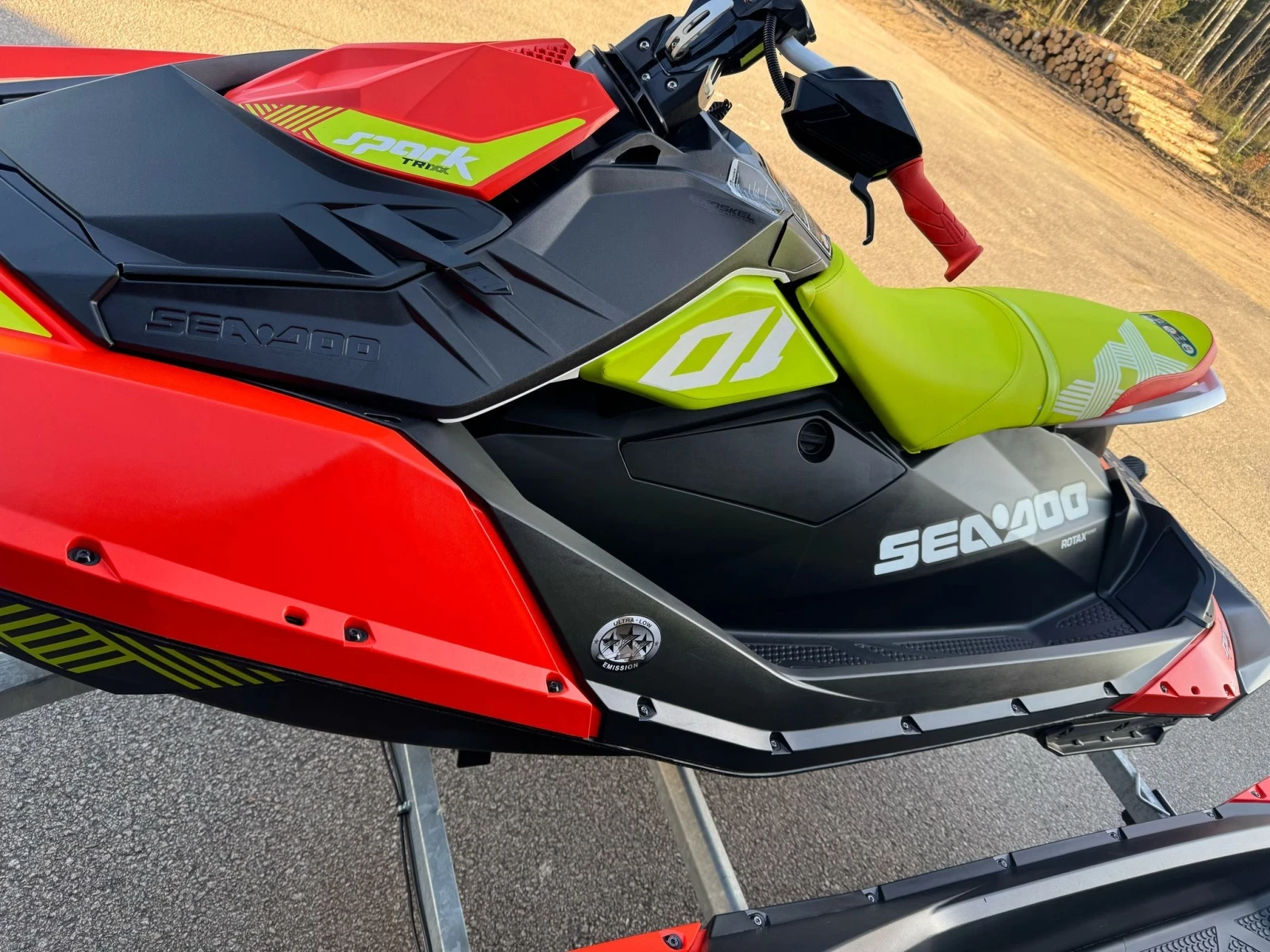Джет Bombardier Sea Doo Spark trixx, снимка 8 - Воден транспорт - 55711586
